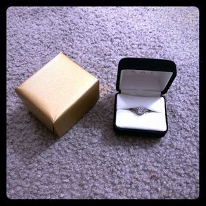 🖤Kay’s Engagement Ring and wedding band🖤